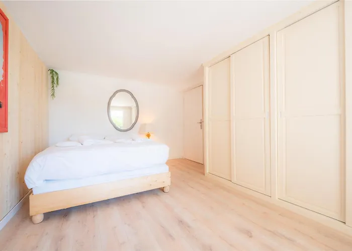 Lejlighed Ambiance Sudiste , Piscine, Boule, Farniente Ag *