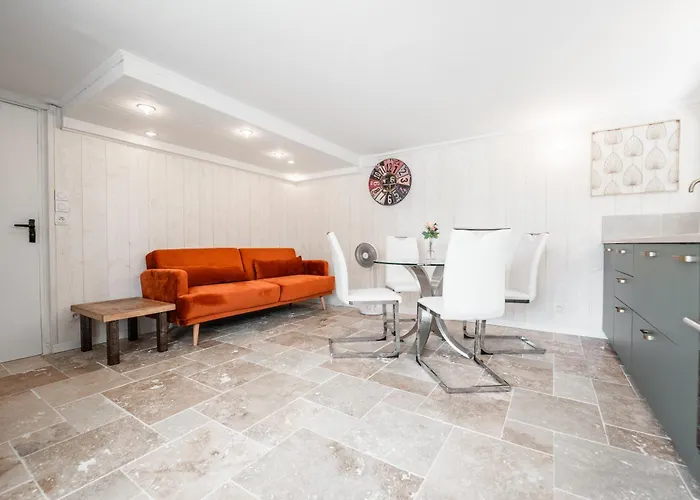 Ambiance Sudiste , Piscine, Boule, Farniente Ag * Carcassonne